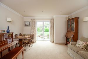 6 Deweys Place_Dining Room - click for photo gallery